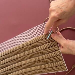 Malla plástica para bolsos